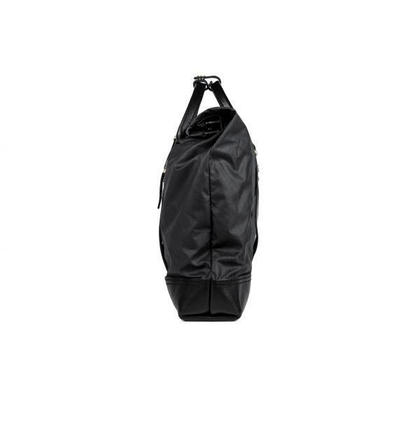 Malle_Jack_Black_Side
