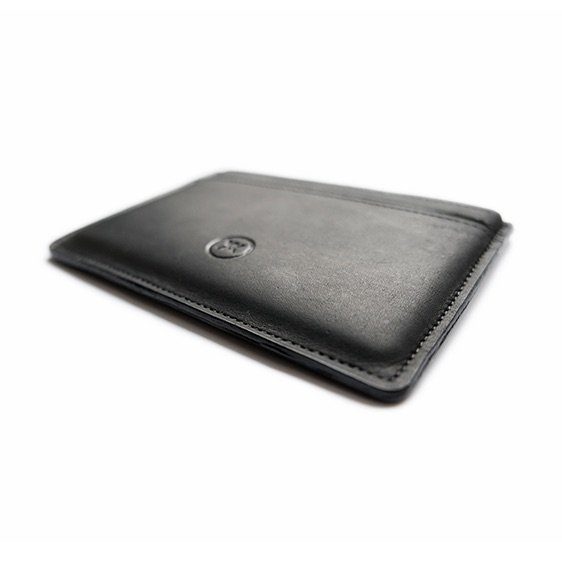 malle_ltd_edn_passport_wallet_3