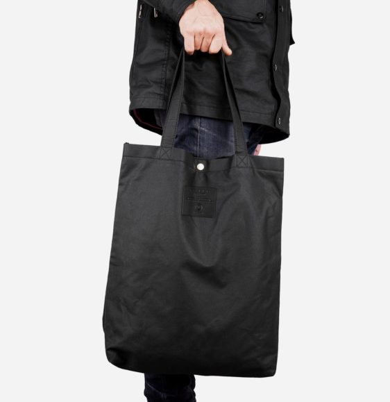 Malle_Lightweight_Tote_sm1