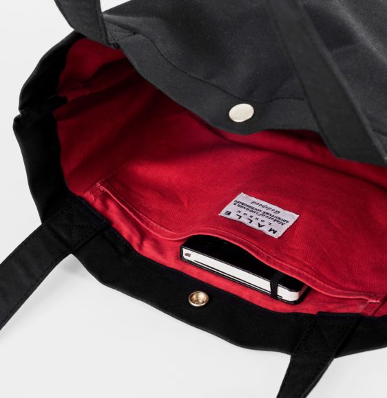 Malle_Lightweight_Tote_sm3