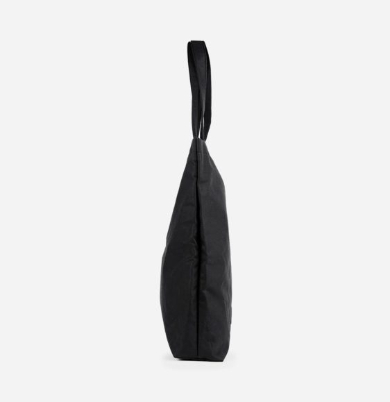 Malle_Lightweight_Tote_sm4