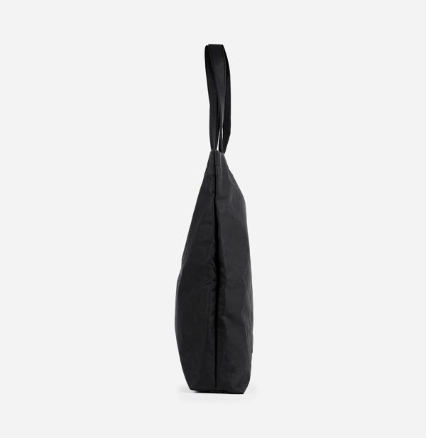 Malle_Lightweight_Tote_sm4