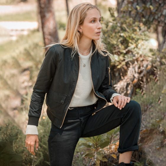 MA1 Womens Flight Jacket Black 3