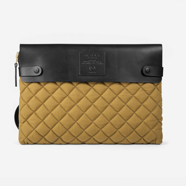 Malle Escape Case_0001_Malle Escape Case 2