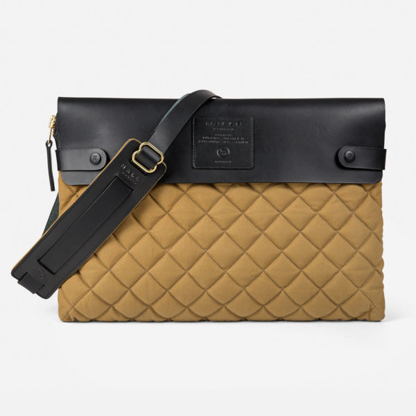 Malle Escape Case_0002_Malle Escape Case 2